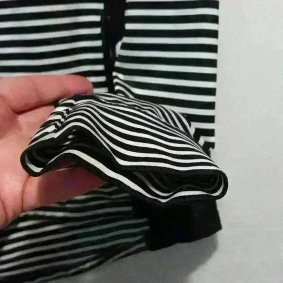 Women's ideology black and white stripe athletic jacket size Medium zip up - Picture 5 of 5